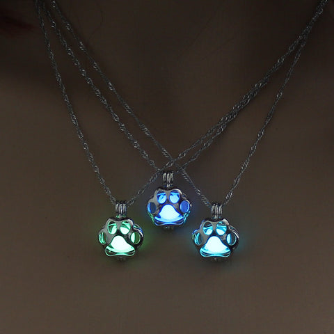 Luminous Necklace [GLOW IN THE DARK PAW]