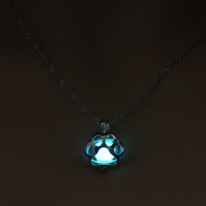 Luminous Necklace [GLOW IN THE DARK PAW]